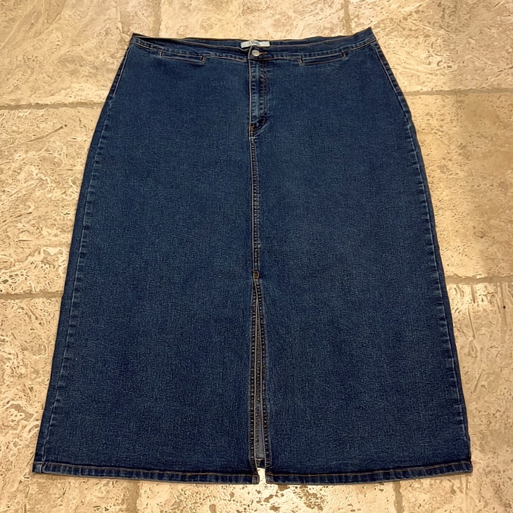 TOGO midi length denim skirt